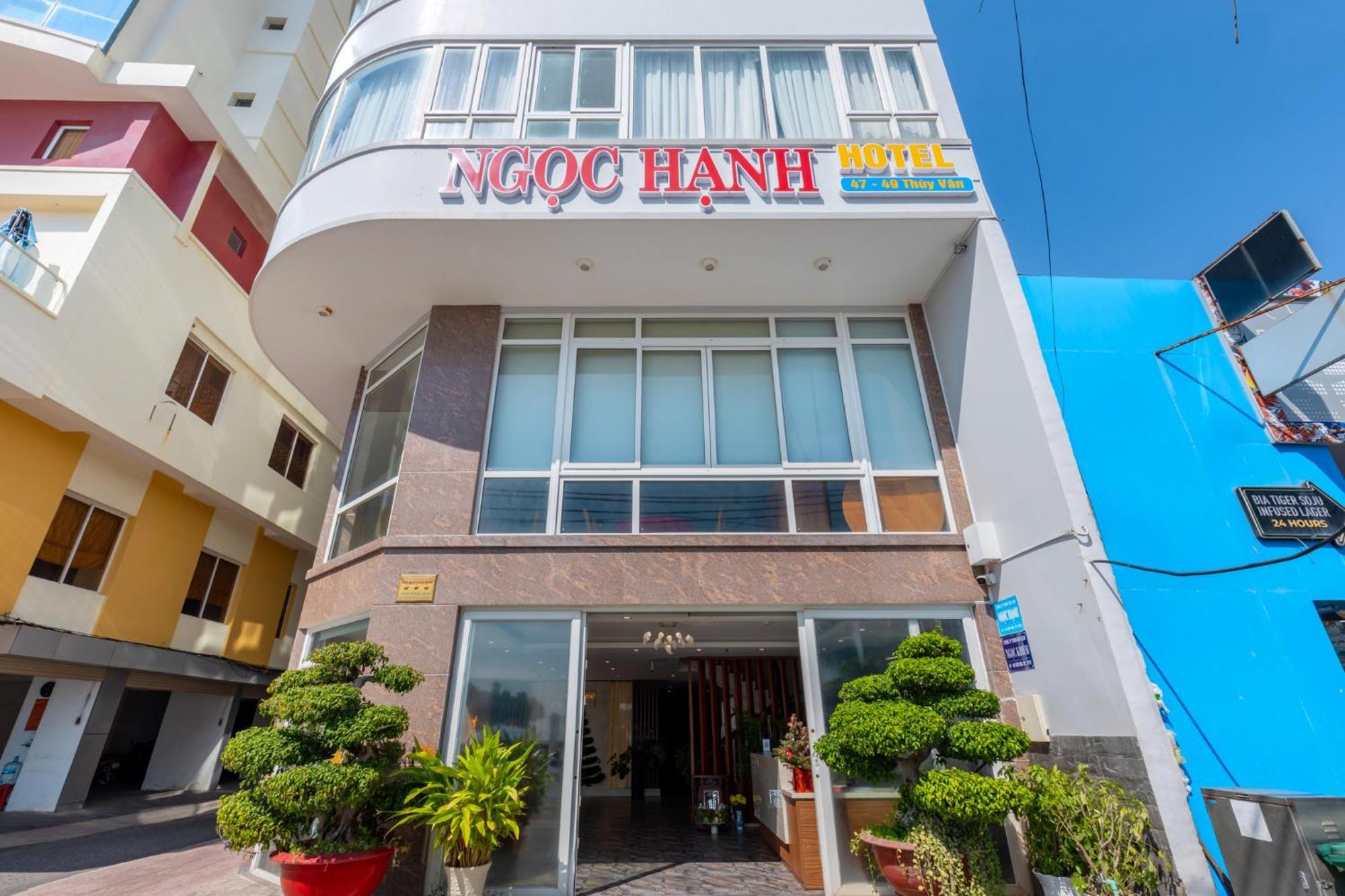 Ngoc Hanh Beach Hotel Вунг Тау Екстериор снимка