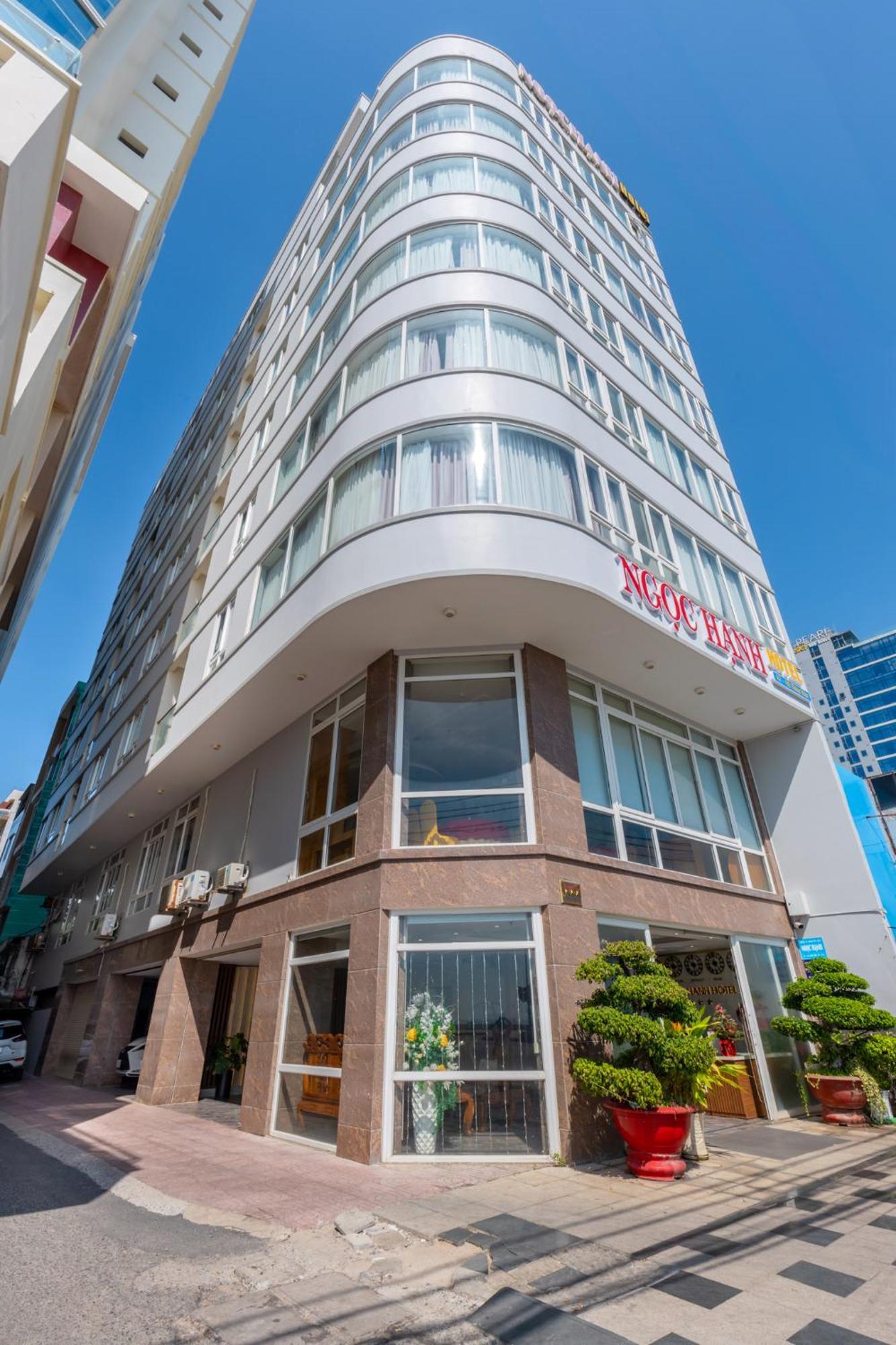 Ngoc Hanh Beach Hotel Вунг Тау Екстериор снимка