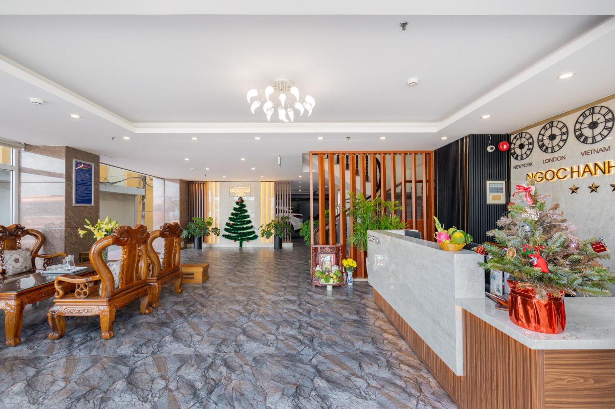 Ngoc Hanh Beach Hotel Вунг Тау Екстериор снимка